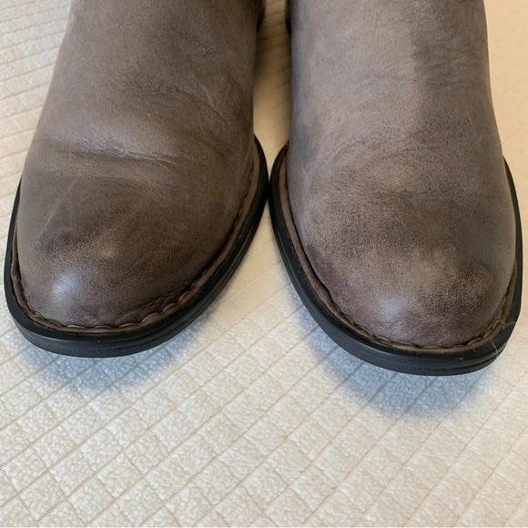 Born grey leather tall boots - Picture 2 of 16